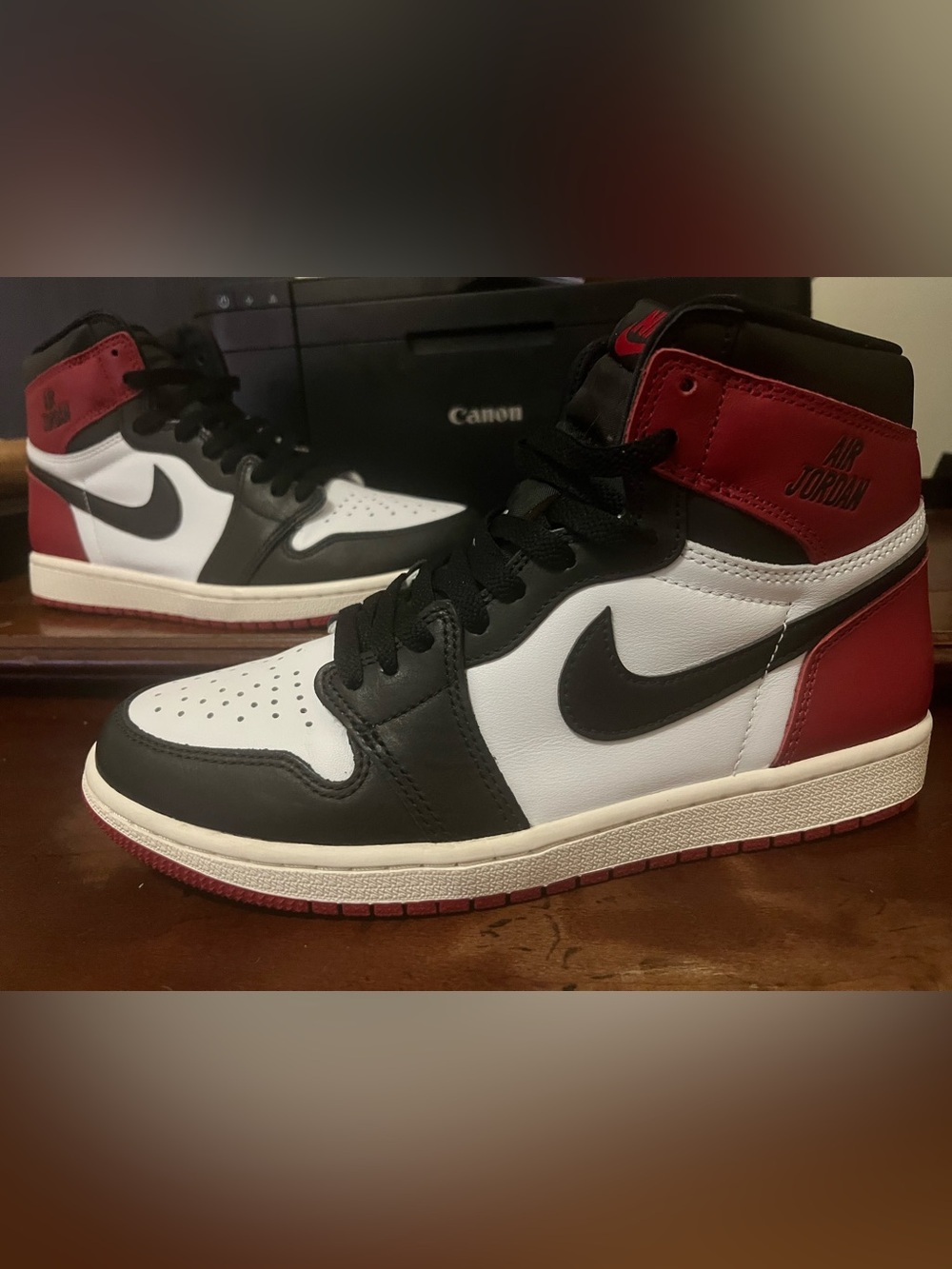 Jordan 1 black top reimagined size 8- Black White Red